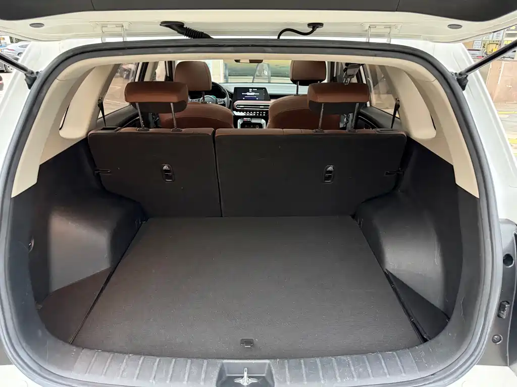 Kia Sportage — миниатюра 12