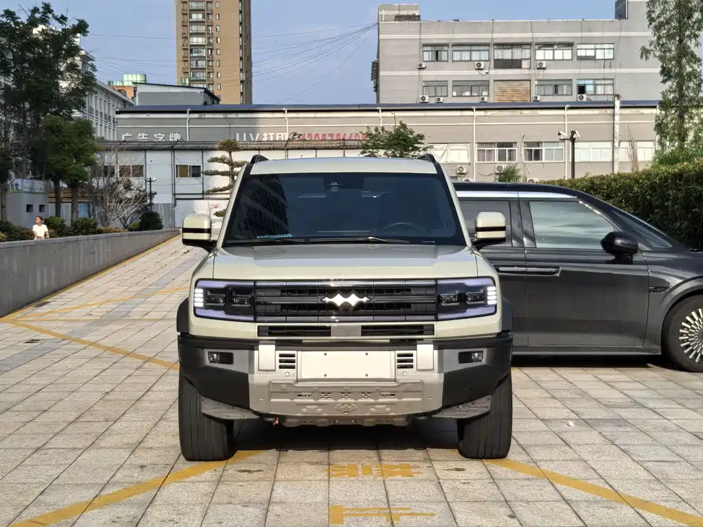 Fangchengbao Leopard 5 5 2023 Flagship