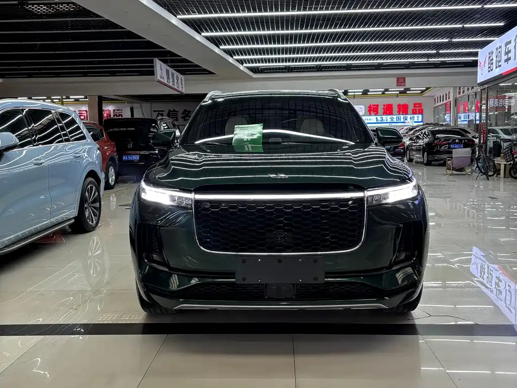 Li Auto Li ONE — миниатюра 2