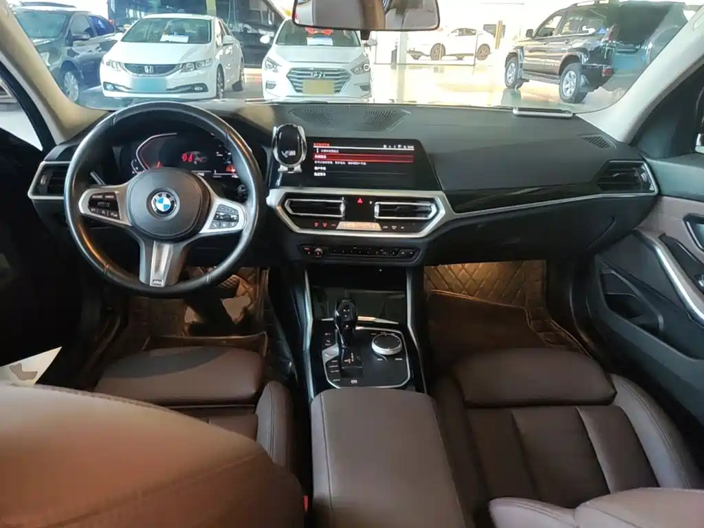 BMW 3 Series — миниатюра 10