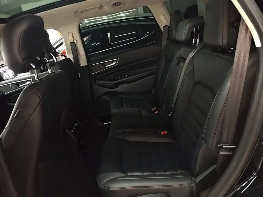 Ford Edge — миниатюра 17