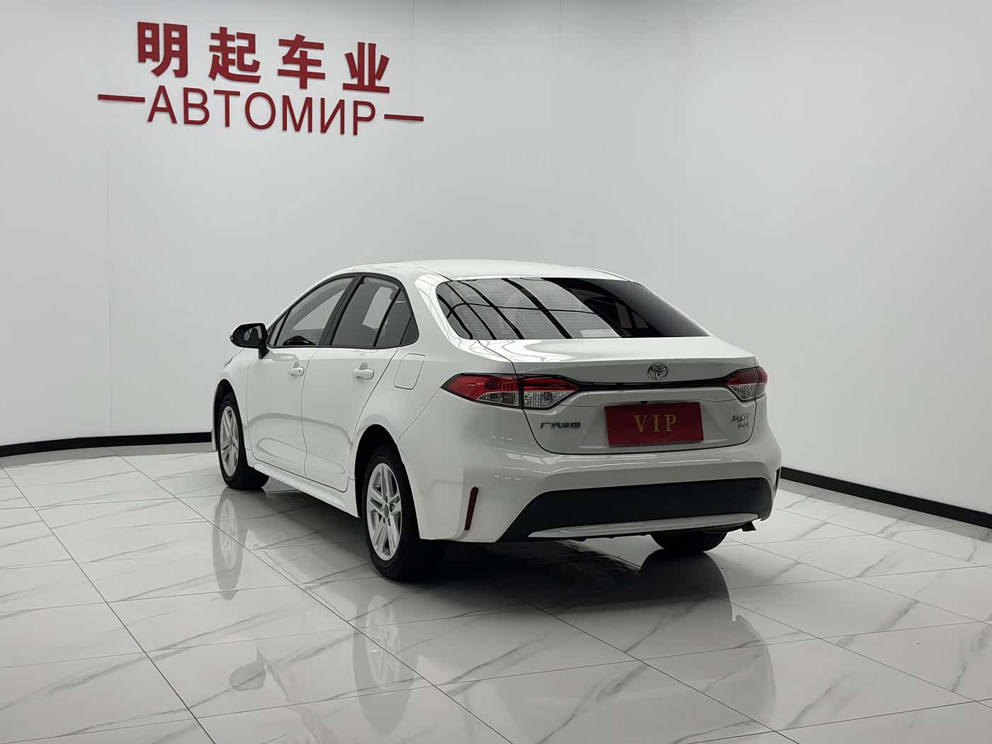 Toyota Levin 1.2 л 2026 г. Белый, пробег 7000 км