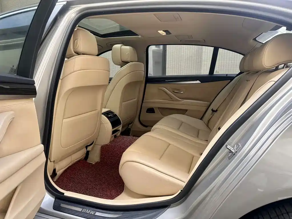 BMW 5 Series 5 2012 530Li Lead