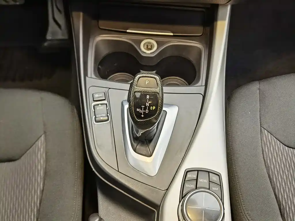 BMW 1 Series (Import) — миниатюра 13
