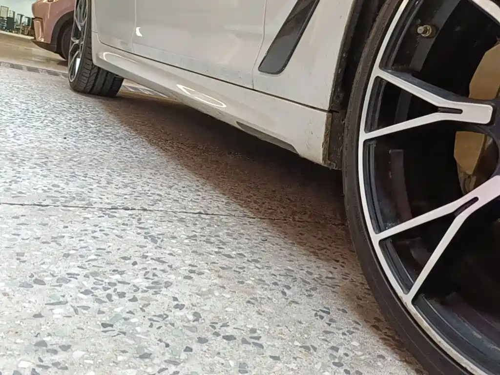 BMW 5 Series — миниатюра 21