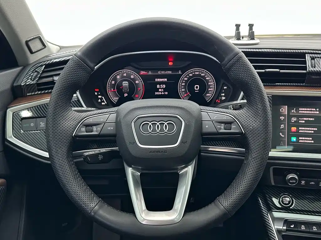Audi Q3 — миниатюра 11