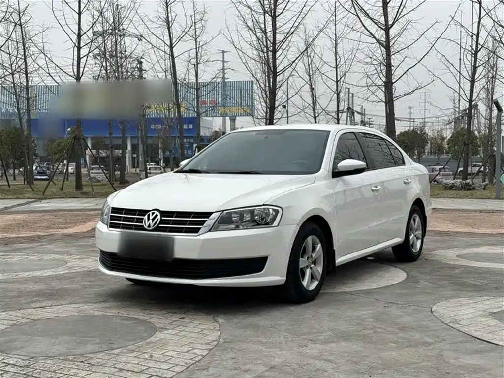 Volkswagen Lavida 2014