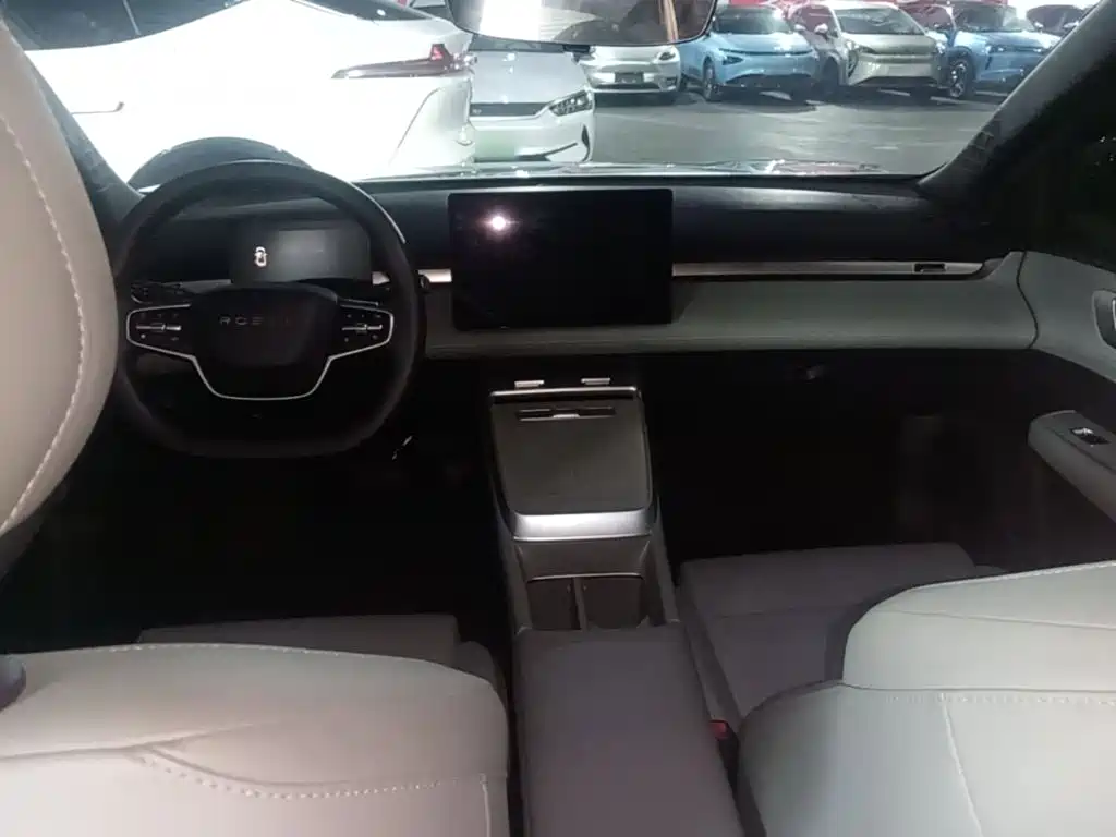 Roewe D6 — миниатюра 10