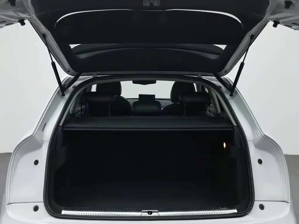 Audi Q3 — миниатюра 16