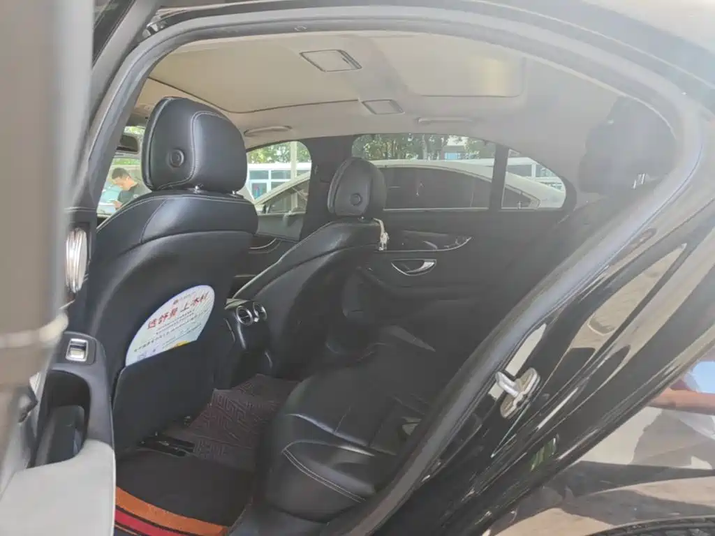 Mercedes-Benz C-Class — миниатюра 17