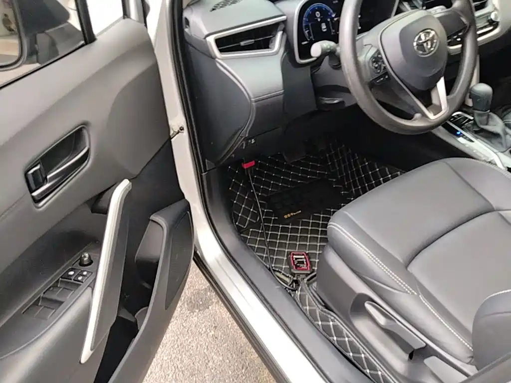 Toyota Frontlander — миниатюра 16