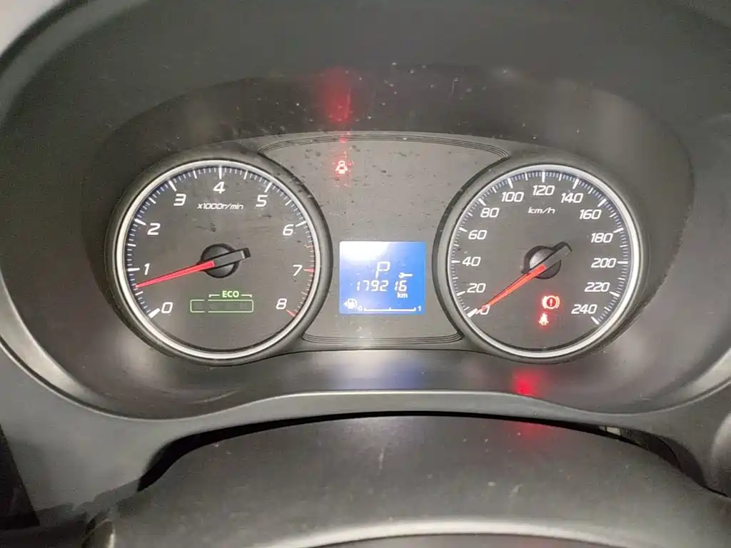Mitsubishi Outlander — миниатюра 12