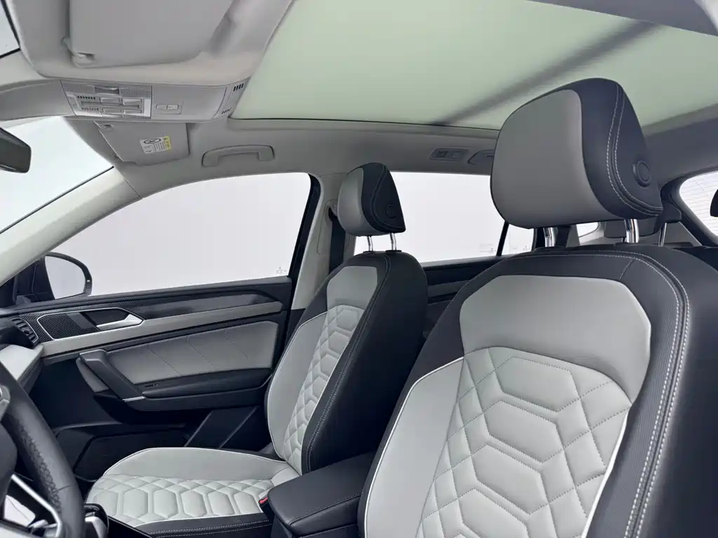 Volkswagen Tayron 2023 280TSI Luxury Plus