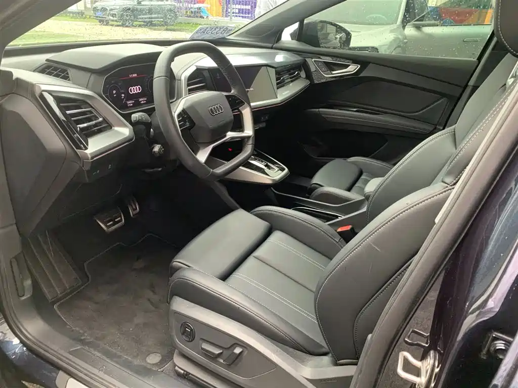 Audi Q4 e-tron 2024 40 e-tron