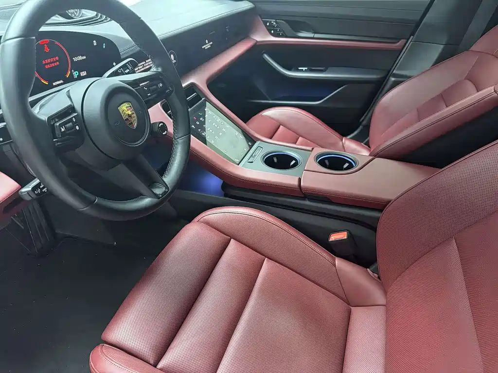 Porsche Taycan — миниатюра 4