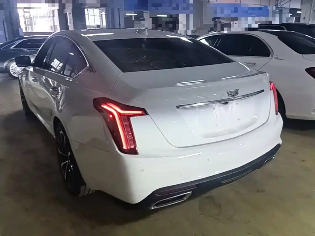 Cadillac CT5 — миниатюра 5