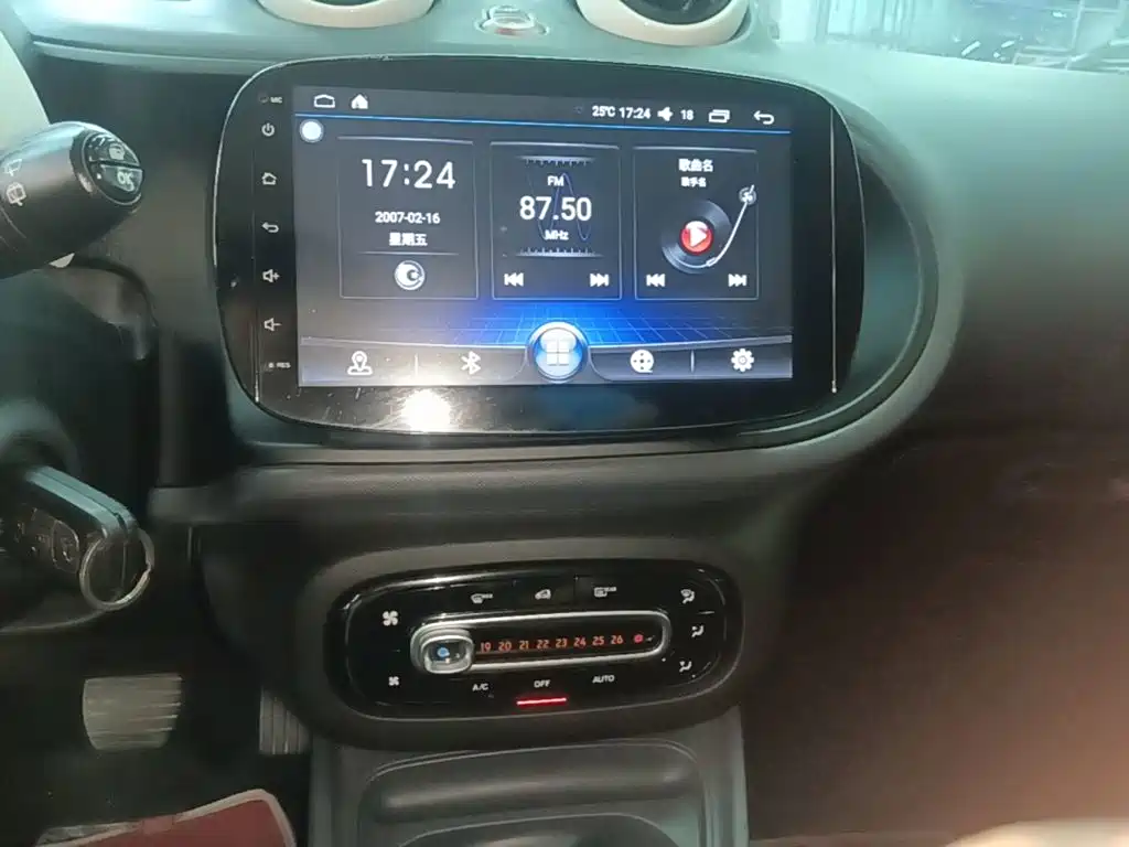 smart Smart Fortwo — миниатюра 13
