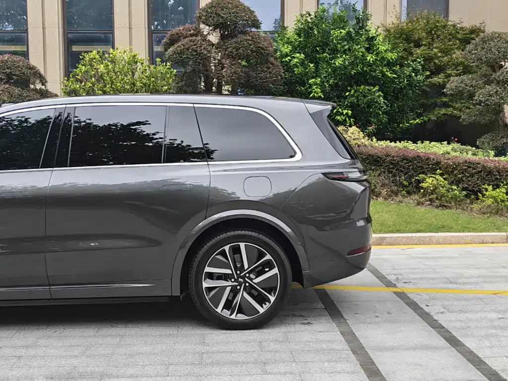 Li Auto Li L9 — миниатюра 6