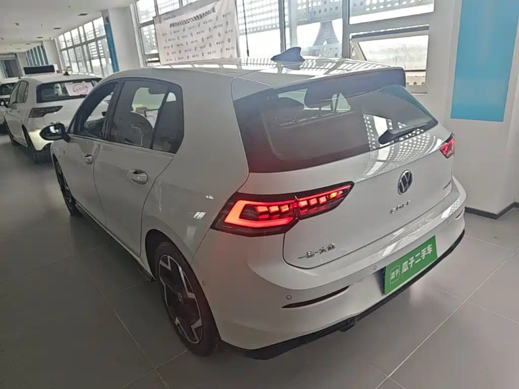 Volkswagen Golf — миниатюра 5