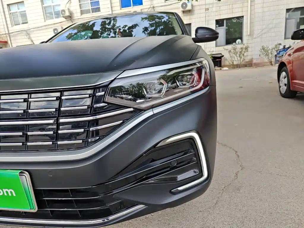 Volkswagen Passat PHEV — миниатюра 24