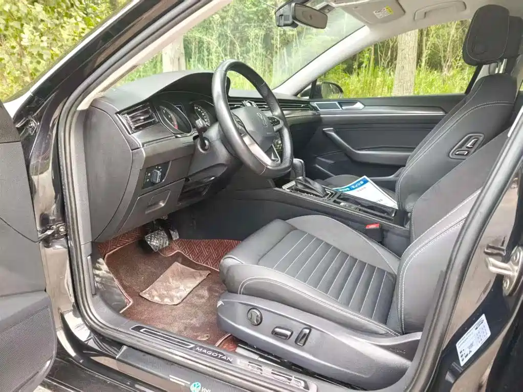 Volkswagen Magotan 2021 330TSI DSG 30