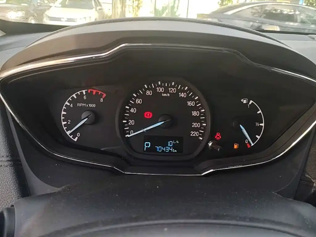 Ford Escort — миниатюра 17