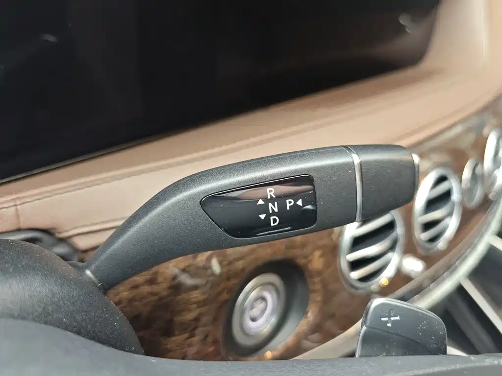 Mercedes-Benz S-Class — миниатюра 15