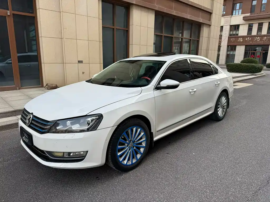 Volkswagen Passat 2013
