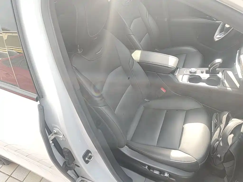 Cadillac XT4 — миниатюра 25