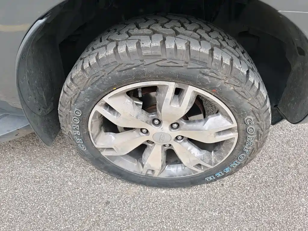 Ford Everest — миниатюра 19