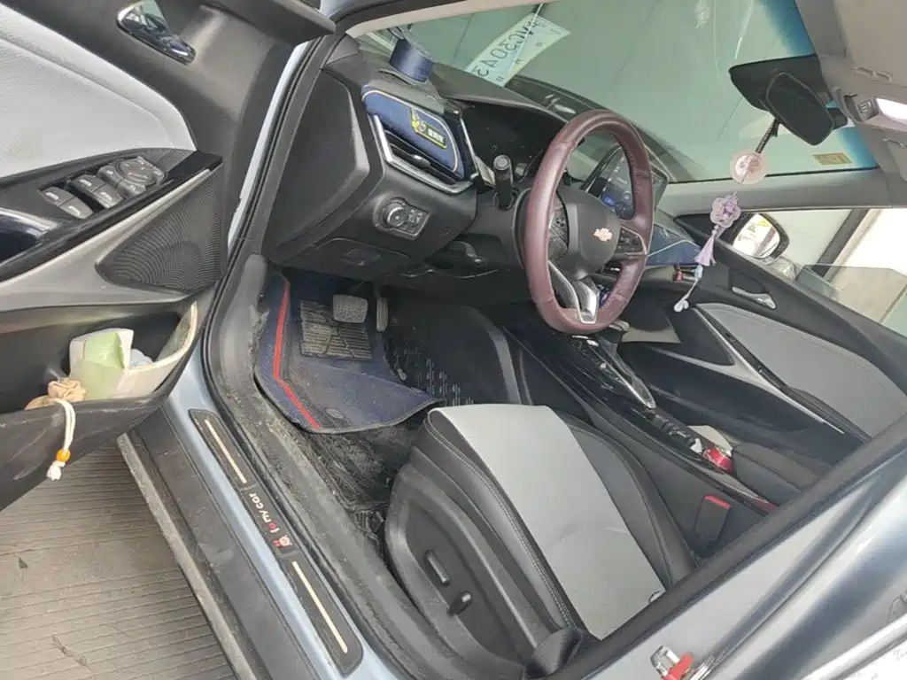 Chevrolet Menlo — миниатюра 16