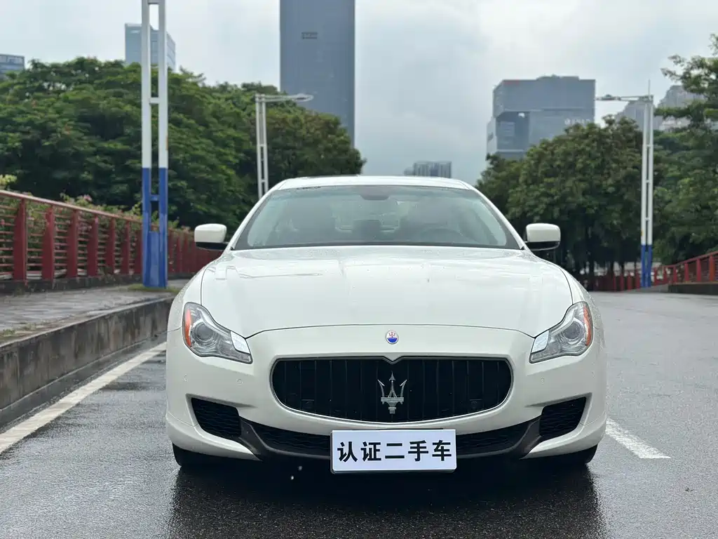 Maserati Quattroporte — миниатюра 2