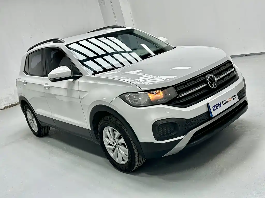 VOLKSWAGEN EXPLORING THE SHADOW