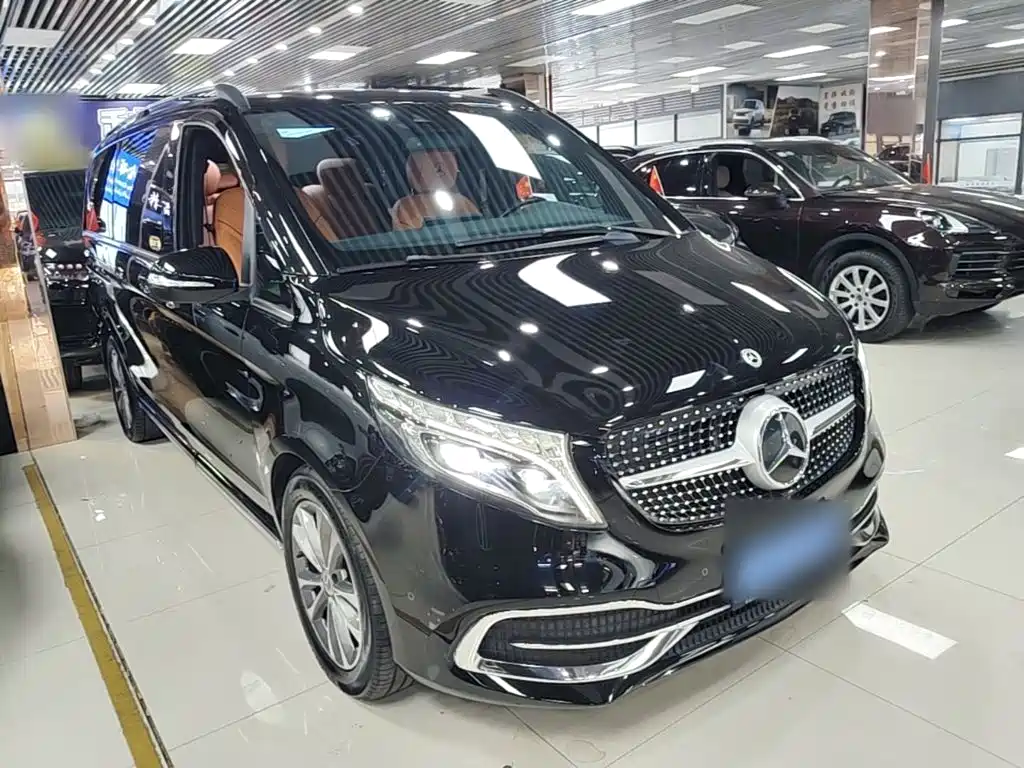Mercedes-Benz V-Class — миниатюра 4