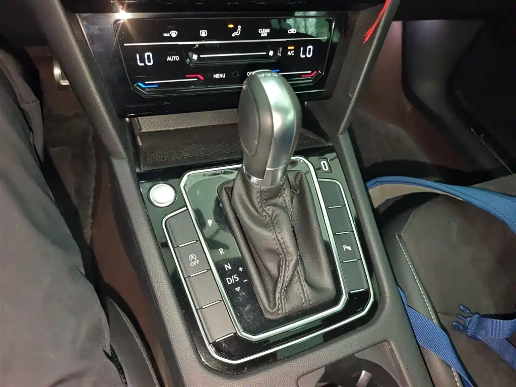 Volkswagen FAW - Passat CC CC 2025 330TSI