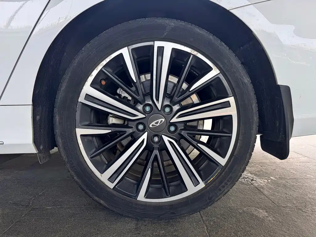 Chery Arrizo 8 — миниатюра 8