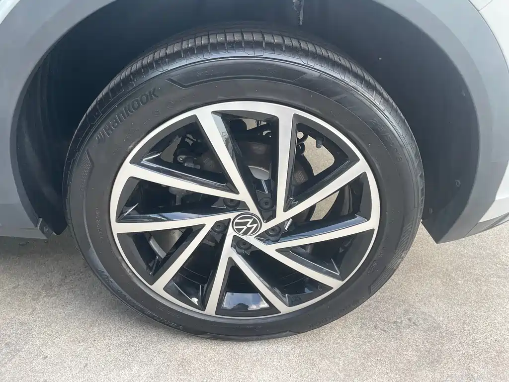 VOLKSWAGEN T ROC EXPLORING SONGS