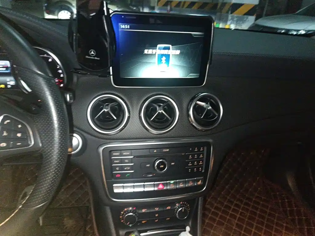 Mercedes-Benz GLA — миниатюра 9