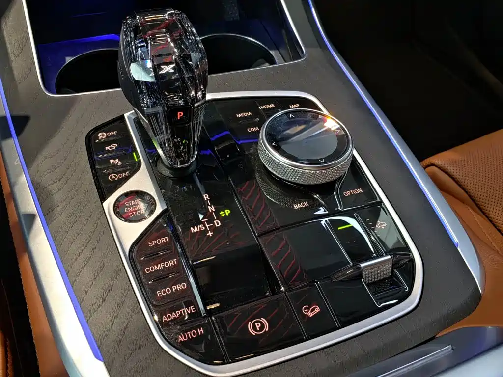 BMW X7 — миниатюра 13