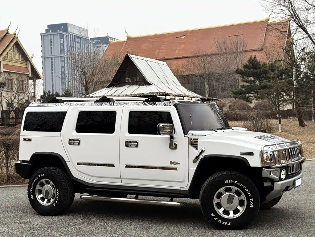 Hummer H2 2010 6.2T AT