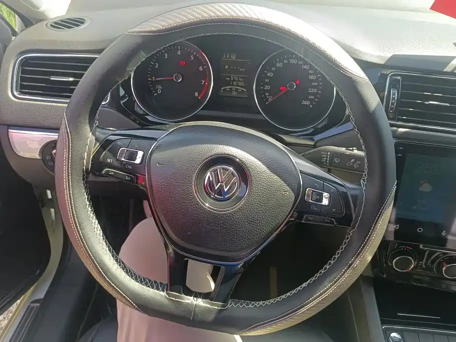 Volkswagen Sagitar — миниатюра 15