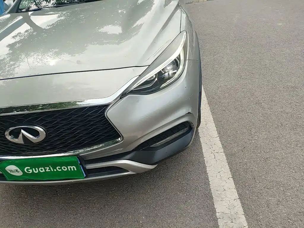 Infiniti QX30 — миниатюра 24