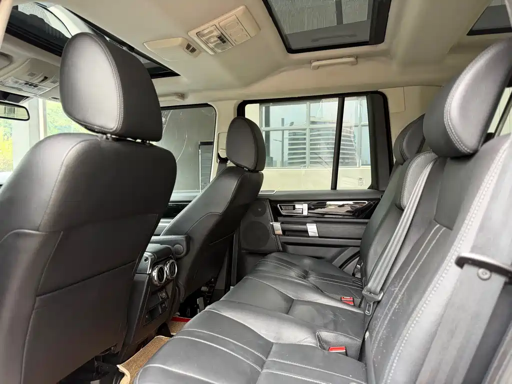 Land Rover Discovery — миниатюра 6
