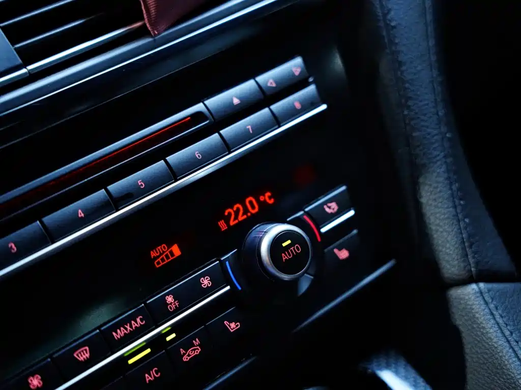 BMW M6 — миниатюра 3