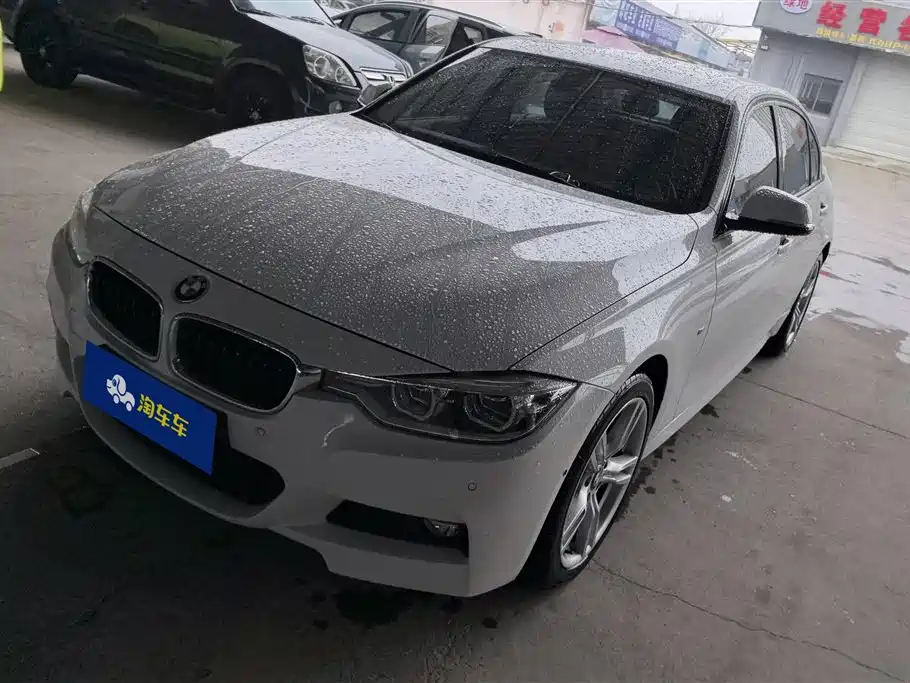 BMW 3 SERIES