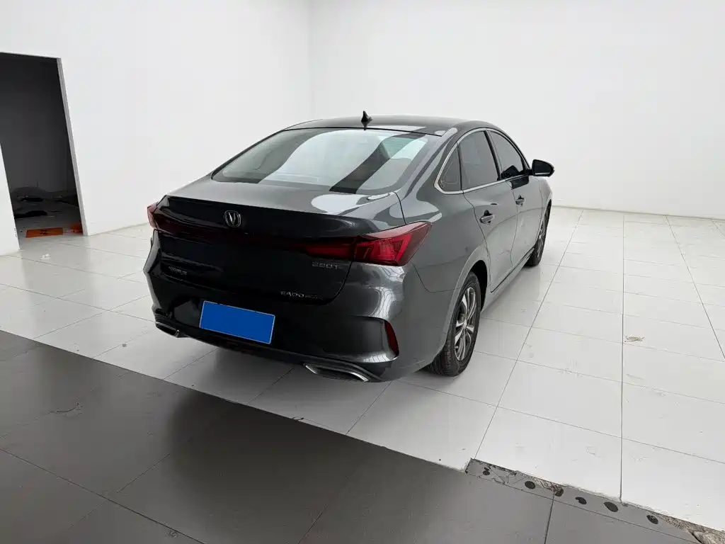 Changan Eado — миниатюра 7