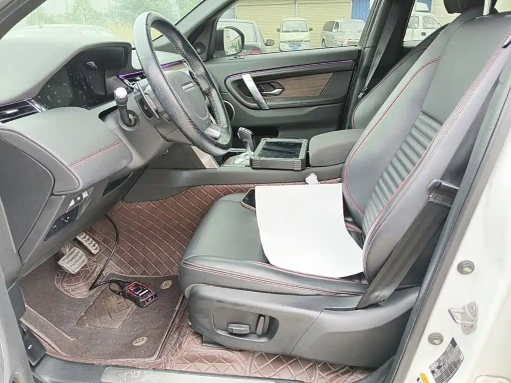 Land Rover Discovery Sport 2021 — фото 14