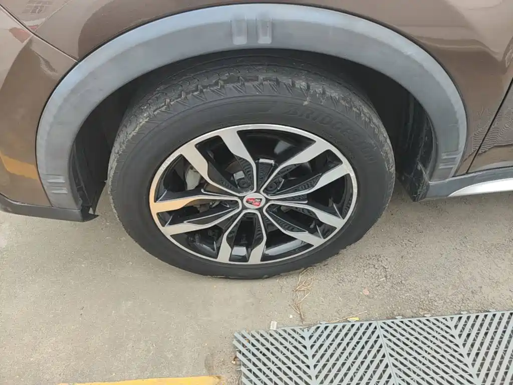 Roewe RX5 — миниатюра 23
