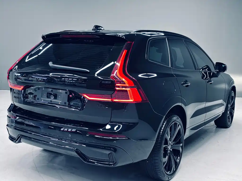 Volvo XC60 2026 B5