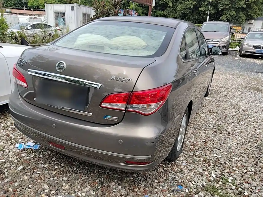 Nissan Sylphy — миниатюра 7
